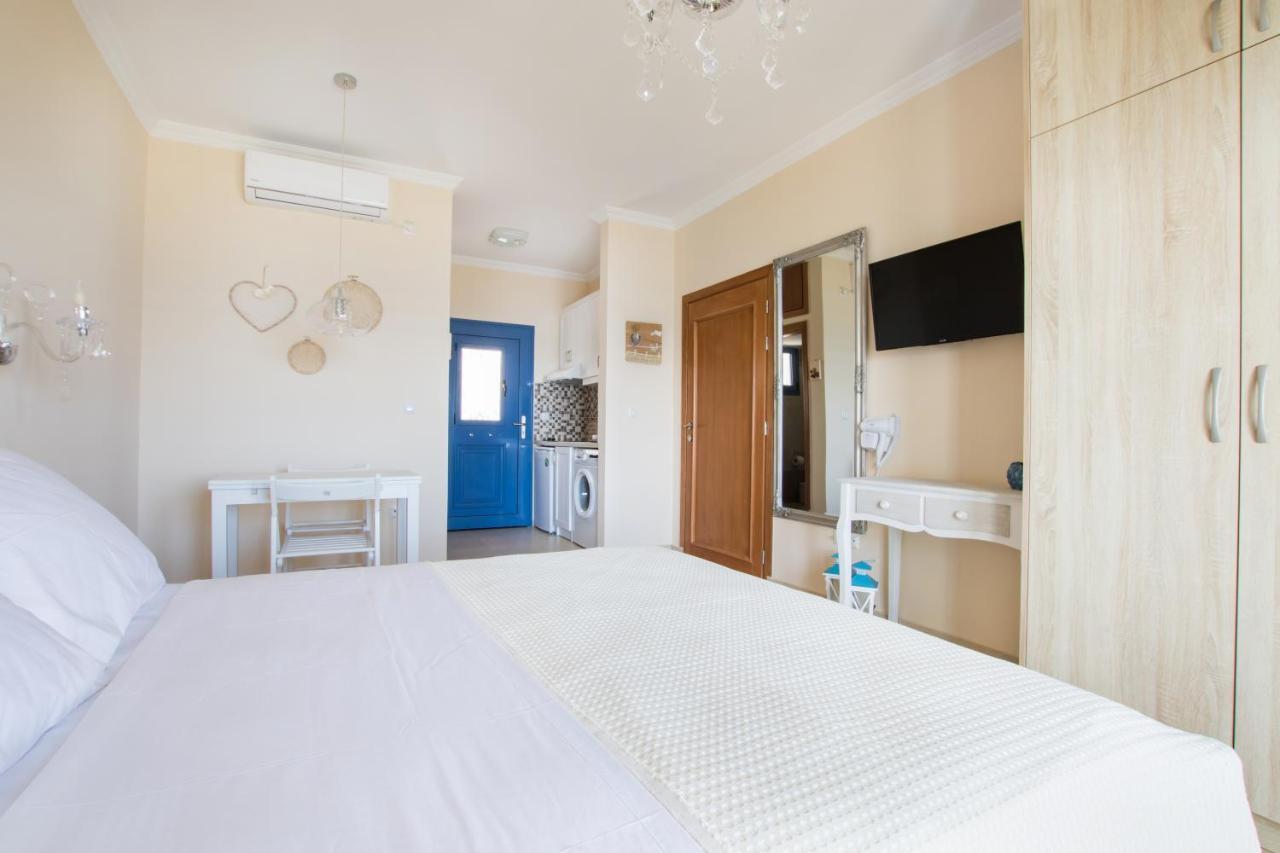 Beachfront Apartments Karpathos Exterior foto