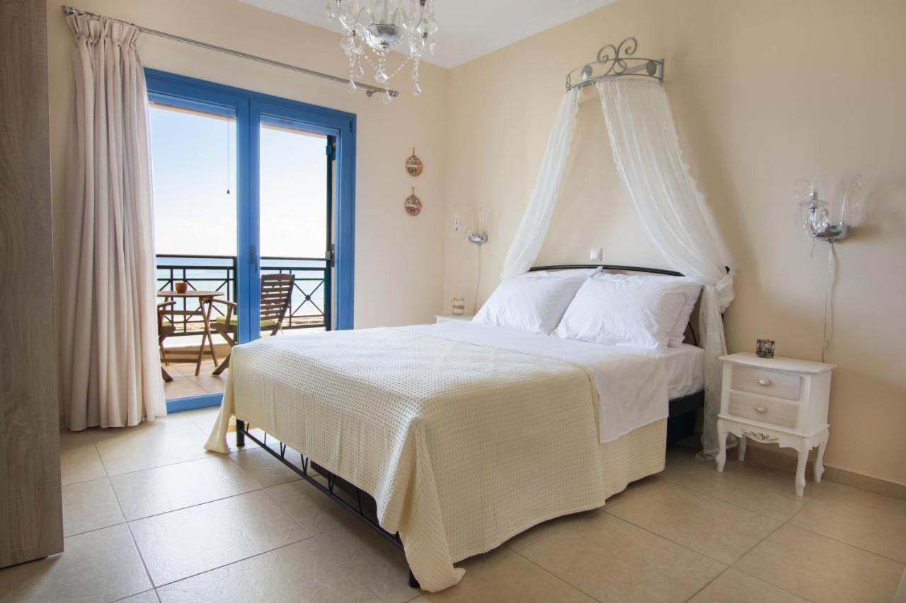Beachfront Apartments Karpathos Exterior foto