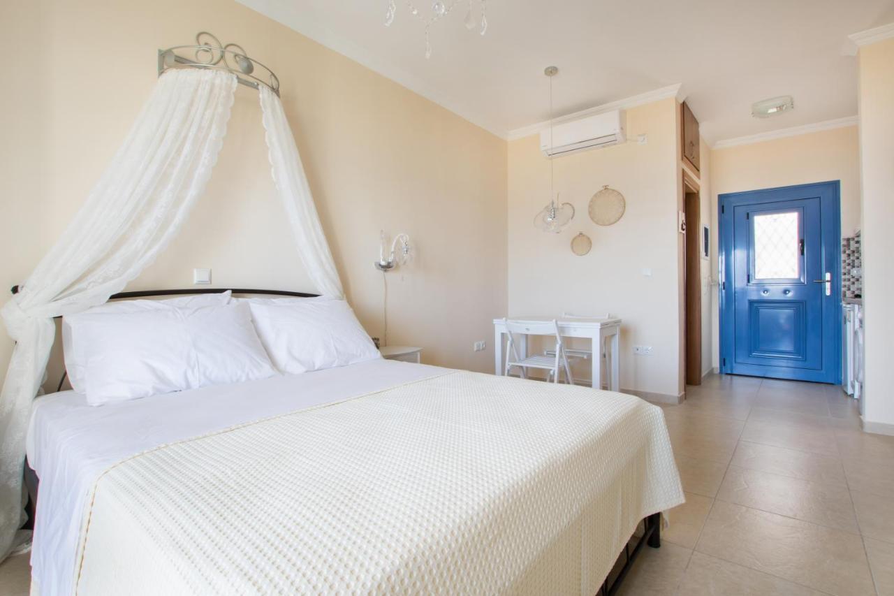 Beachfront Apartments Karpathos Exterior foto