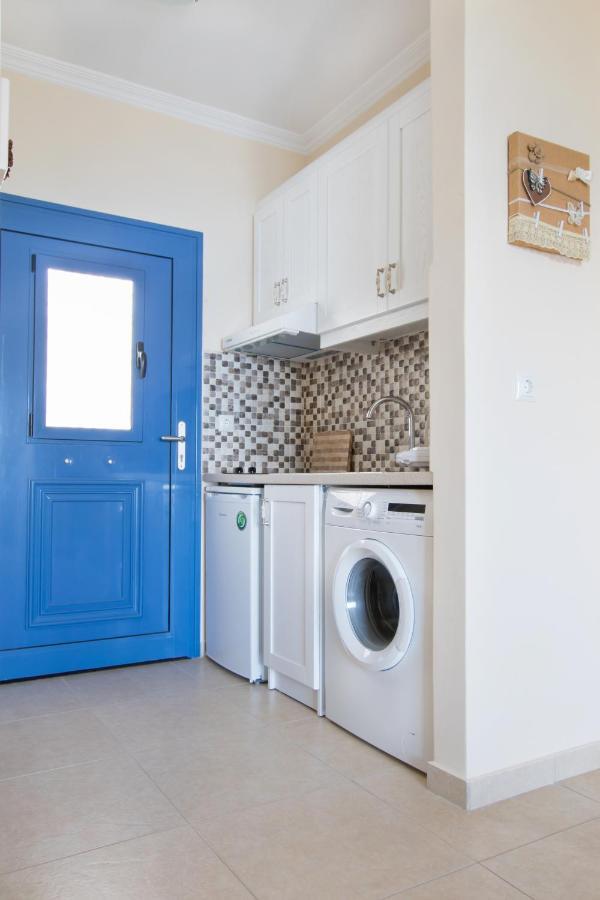Beachfront Apartments Karpathos Exterior foto